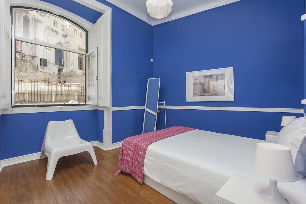 5 Sins Chiado Hostel Lisboa Oda fotoğraf